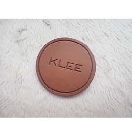 Label en cuir de LOGO Soft Debossed Foldable de correction faite sur commande d'unité centrale pour des jeans de sacs à main d'habillement
