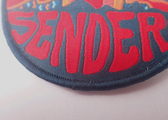 Fer fait sur commande de broderie d'insigne de presse de la chaleur sur l'Applique de correction pour l'habillement
