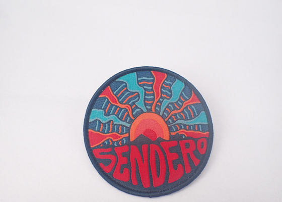 Fer fait sur commande de broderie d'insigne de presse de la chaleur sur l'Applique de correction pour l'habillement