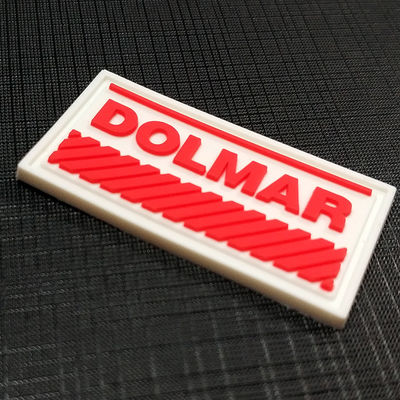 L'étiquette du fabriquant faite sur commande de Sweatsuit étiquette le PVC du drapeau 3D d'insigne raccorde pour l'habillement