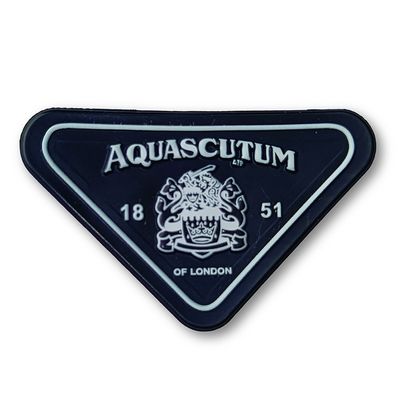 les insignes épais du logo TPU de nom de 3mm 3D Debossed raccorde des labels pour des sacs