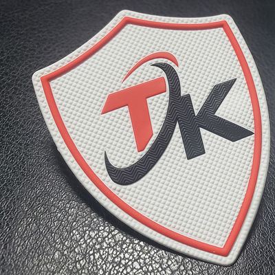 Transfert thermique en caoutchouc doux de relief imprimé fait sur commande de la correction 3D Tpu pour le logo de tissu