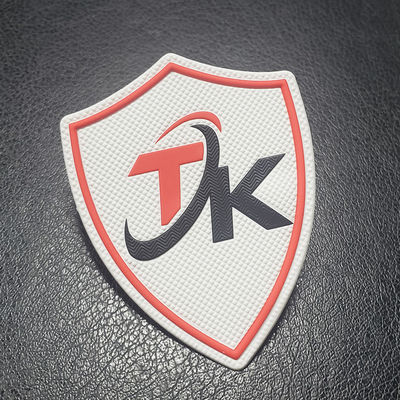 Transfert thermique en caoutchouc doux de relief imprimé fait sur commande de la correction 3D Tpu pour le logo de tissu
