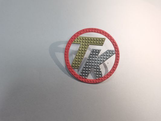 Concevez le label en fonction du client de relief Logo Iron On Garment de transfert de chaleur de l'autocollant 3d TPU