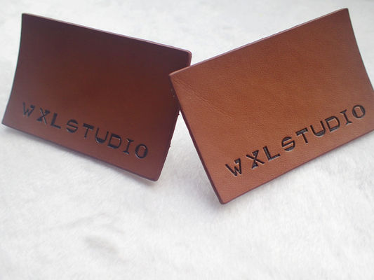 Noir personnalisé Logo Leather Label de Logo Garment Leather Patch Embossed