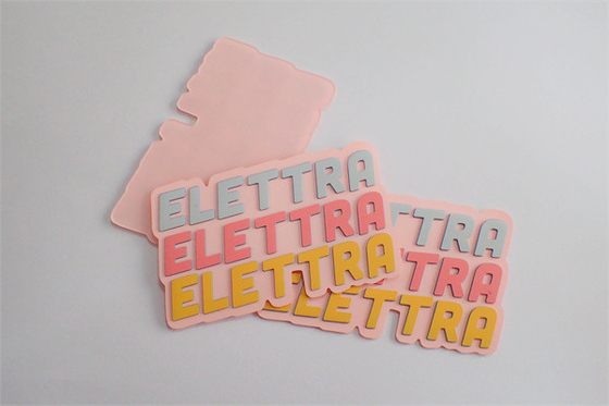 Labels faits sur commande d'impression d'écran en soie de PVC TPU avec 3 couleurs de Pantone
