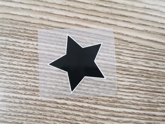 Habillement 3D imprimant le transfert de chaleur de silicone de labels avec des techniques gravantes en refief