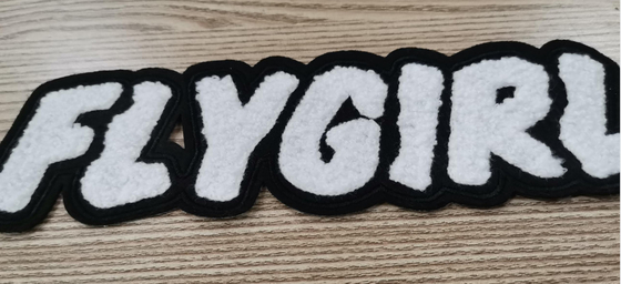 Labels adaptés aux besoins du client de transfert de chaleur de correction de broderie de serviette de conception pour des vêtements