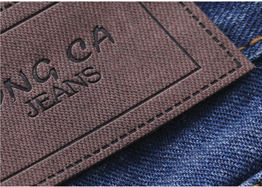 Corrections imprimables de cuir de relief de logo avec des labels d'habillement de cuir de Velcro