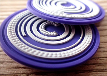 Les corrections circulaires de silicone de double couleur avec 3D ont gravé le logo en refief de marque