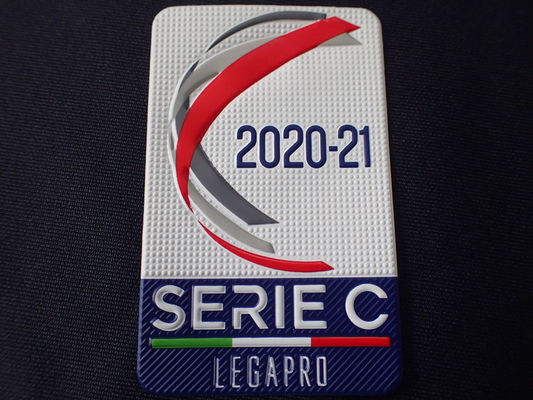 l'habillement de transfert de la chaleur 3D marque l'épaisseur différente insigne de relief fait sur commande